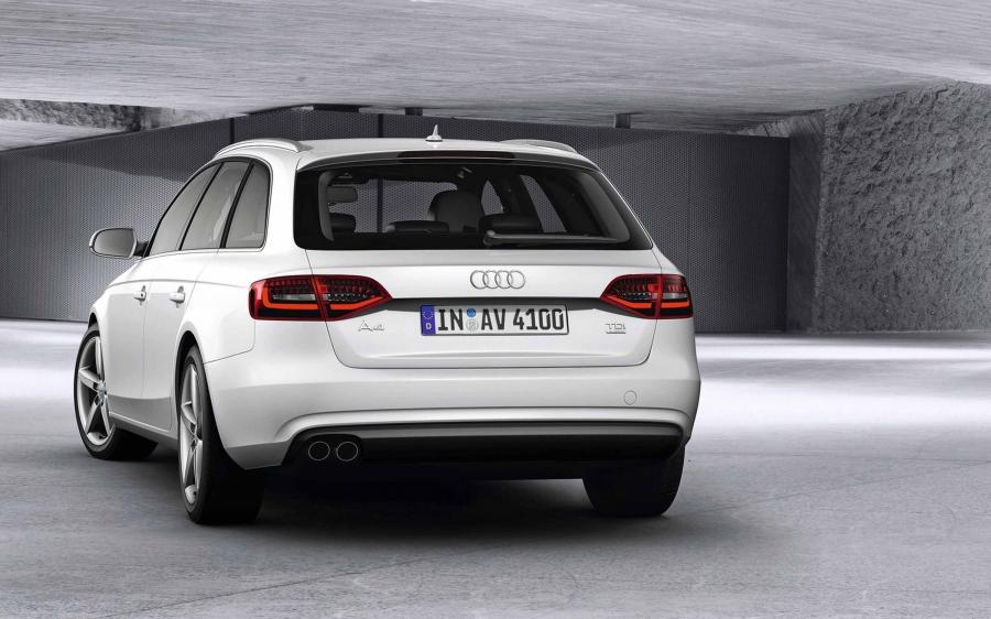  Audi A4 2.0 TDI Quattro Avant (B8, 8K) 2012 года  (фото 15 из 19)